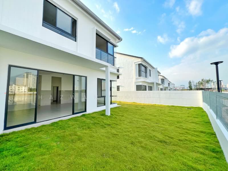 Semi-Detached House for Sale in Cyber 10 (Cyberjaya) - Hazwan Mokhtar - Exterior - PropertyGuru.com.my