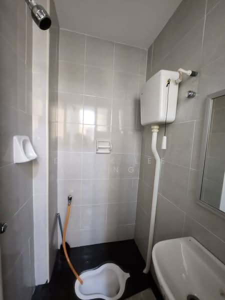 Kondominium untuk Disewa di Rayaria - Datuk Lee Heng - Bathroom - PropertyGuru.com.my