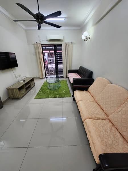 Kondominium untuk Disewa di Rayaria - Datuk Lee Heng - Living Room - PropertyGuru.com.my