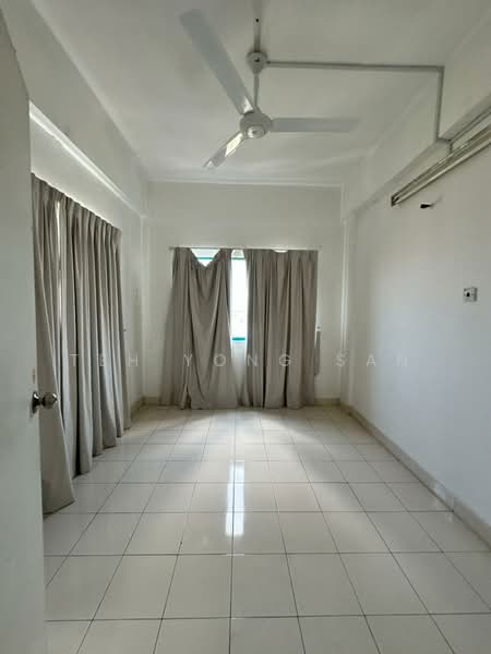 Kondominium untuk Dijual di BBK Condominium - Teh Yong San - Interior - PropertyGuru.com.my