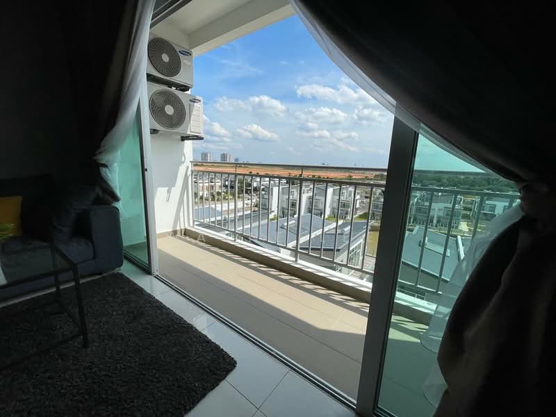 Pangsapuri untuk Dijual di Austin Regency (Pangsapuri Austin Perdana) - Wayne Lee - Balcony - PropertyGuru.com.my