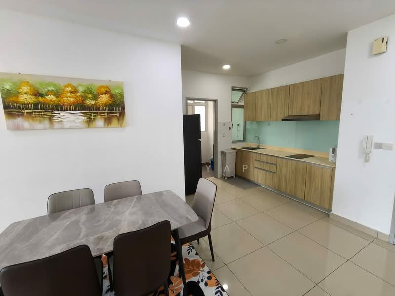Servis Apartment untuk Disewa di Meridin Bayvue Serviced Apartment - Roy Yap - Kitchen - PropertyGuru.com.my