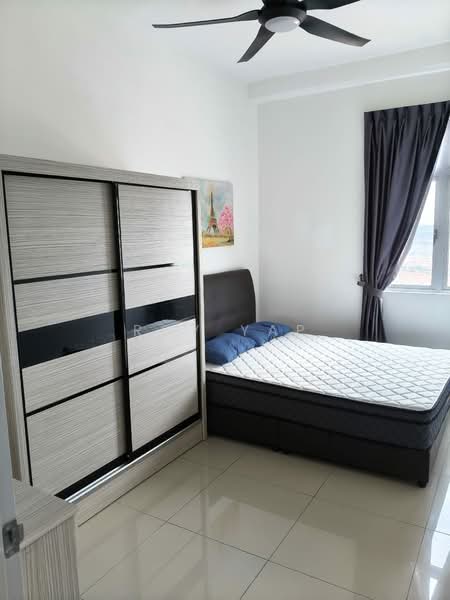 Servis Apartment untuk Disewa di Meridin Bayvue Serviced Apartment - Roy Yap - Bedroom - PropertyGuru.com.my