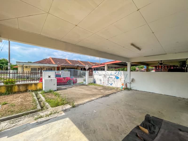 2-storey Terraced House for Sale in Taman Pelangi Semenyih (Semenyih) - Ilman Nahri - Exterior - PropertyGuru.com.my