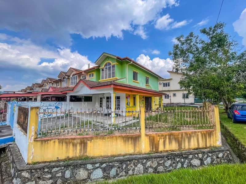 2-storey Terraced House for Sale in Taman Pelangi Semenyih (Semenyih) - Ilman Nahri - Exterior - PropertyGuru.com.my
