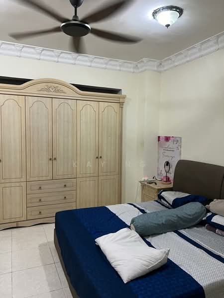 Pangsapuri untuk Dijual di Pulai View - Kay Ng - Bedroom - PropertyGuru.com.my