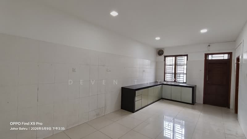 2-storey Terraced House for Rent in Johor Bahru (Johor) - Deven Thye - Kitchen - PropertyGuru.com.my