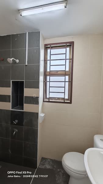 2-storey Terraced House for Rent in Johor Bahru (Johor) - Deven Thye - Bathroom - PropertyGuru.com.my