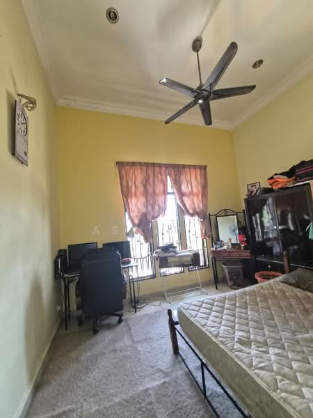 Bungalow for Sale in Kepala Batas (Penang) - Aswad . - Bedroom - PropertyGuru.com.my