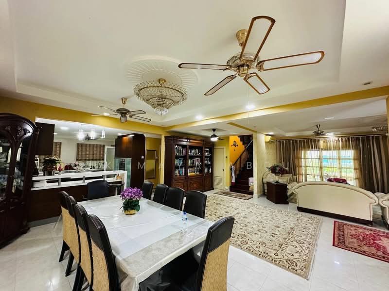 Bungalow for Sale in Ampang Jaya (Ampang) - Cik Maya Abdul - Dining Room - PropertyGuru.com.my