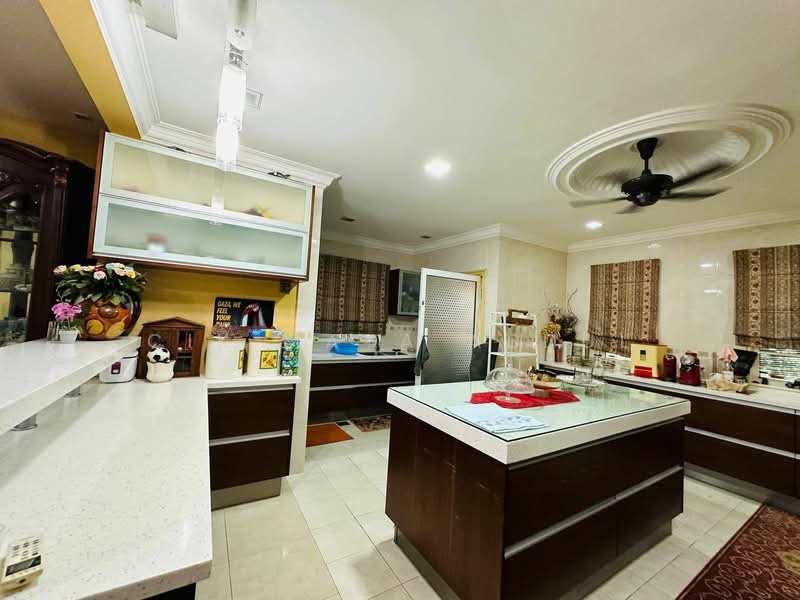 Bungalow for Sale in Ampang Jaya (Ampang) - Cik Maya Abdul - Kitchen - PropertyGuru.com.my