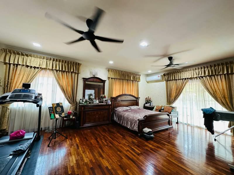 Bungalow for Sale in Ampang Jaya (Ampang) - Cik Maya Abdul - Bedroom - PropertyGuru.com.my