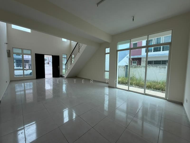 Bungalow for Sale in Taman Senawang Perdana (Senawang) - Ester Poh. - Living Room - PropertyGuru.com.my