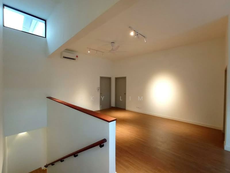 Semi-Detached House for Sale in Bandar Tropicana Aman (Telok Panglima Garang) - Sky Lim - Living Room - PropertyGuru.com.my