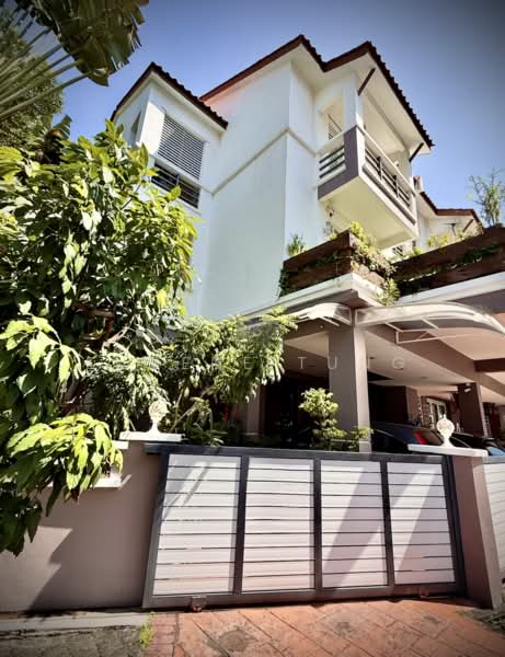 Rumah Teres 3 Tingkat untuk Dijual di Taman Lip Sin (Sungai Dua) - Eugene Tung - Exterior - PropertyGuru.com.my