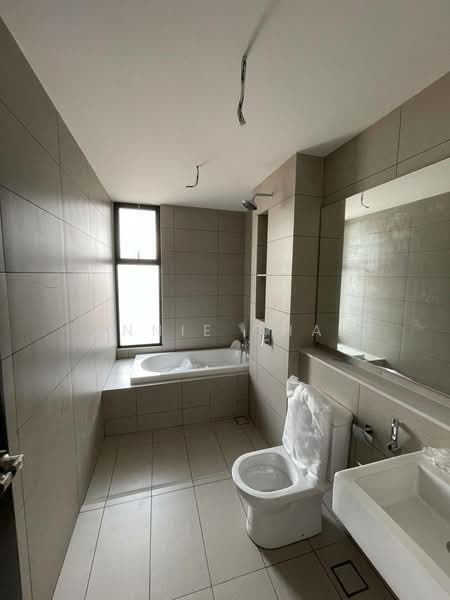 Rumah Teres 2 Tingkat untuk Dijual di Masai (Johor) - Annie Chai - Bathroom - PropertyGuru.com.my