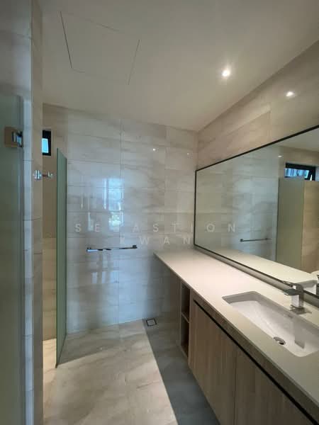 Service Residence for Rent at 10 Stonor - Sebastion Kwan - Bathroom - PropertyGuru.com.my