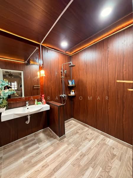 Bungalow for Rent in Ampang Jaya (Ampang) - Nadrah Omar - Bathroom - PropertyGuru.com.my