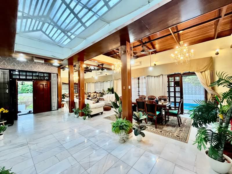 Bungalow for Rent in Ampang Jaya (Ampang) - Nadrah Omar - Living Room - PropertyGuru.com.my