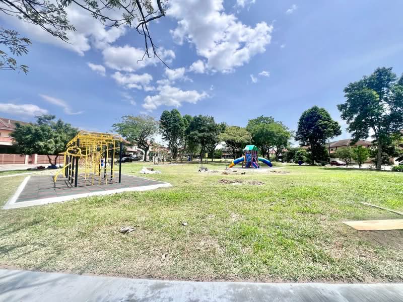 Semi-Detached House for Sale in Bandar Bukit Mahkota (Bangi) - Basri Munir - PropertyGuru.com.my