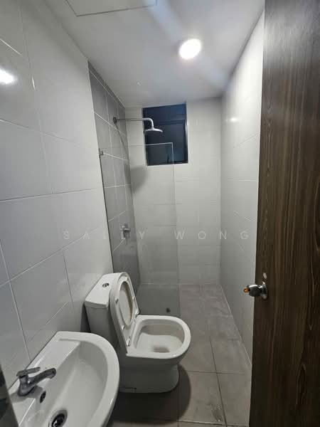 Servis Apartment untuk Disewa di City of Green - Sally Wong - Bathroom - PropertyGuru.com.my