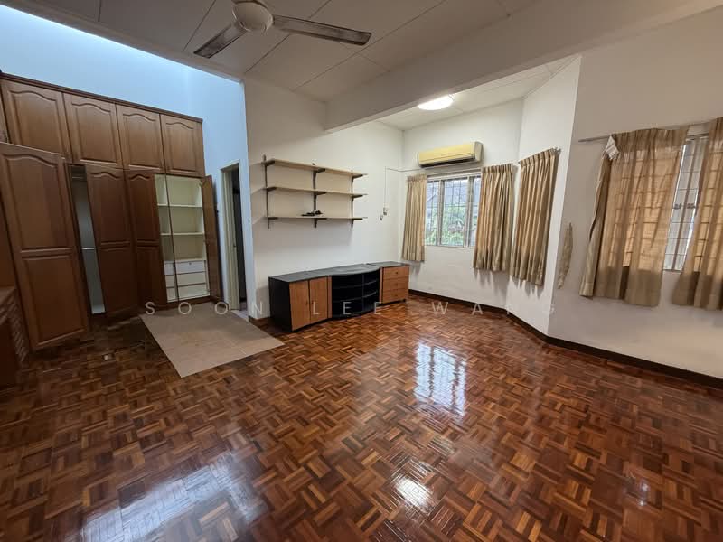 2-storey Terraced House for Sale in Bandar Utama (Selangor) - Soon Lee Wang - Living Room - PropertyGuru.com.my