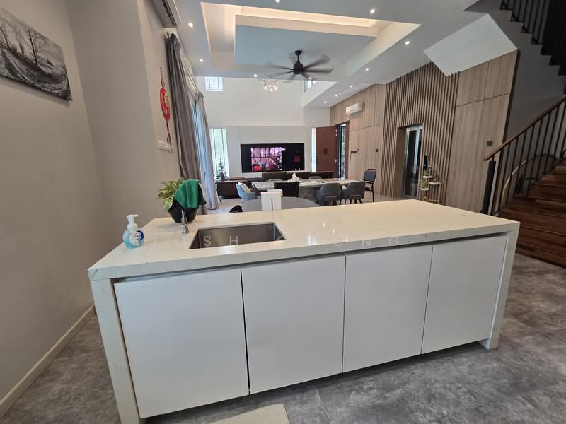 Zero-Lot Bungalow for Sale in Lakefront Villa (Cyberjaya) - Josh Chong - PropertyGuru.com.my