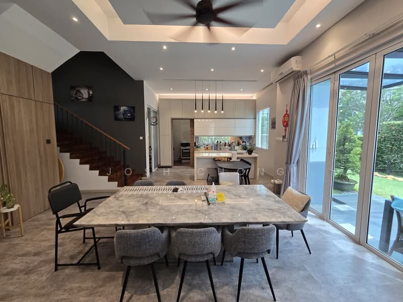 Zero-Lot Bungalow for Sale in Lakefront Villa (Cyberjaya) - Josh Chong - Living Room - PropertyGuru.com.my