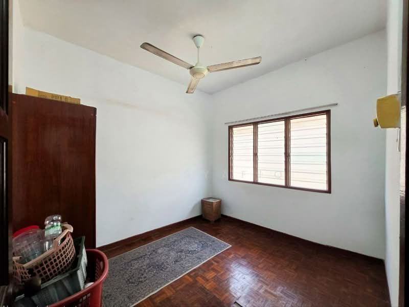 Pangsapuri untuk Dijual di Taman Desa Batu Caves - Zul Syafiq - Bedroom - PropertyGuru.com.my