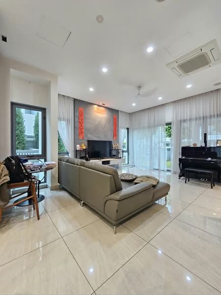 Rumah Berkembar untuk Dijual di Taman Molek (Johor Bahru) - Lynn Wong - Living Room - PropertyGuru.com.my