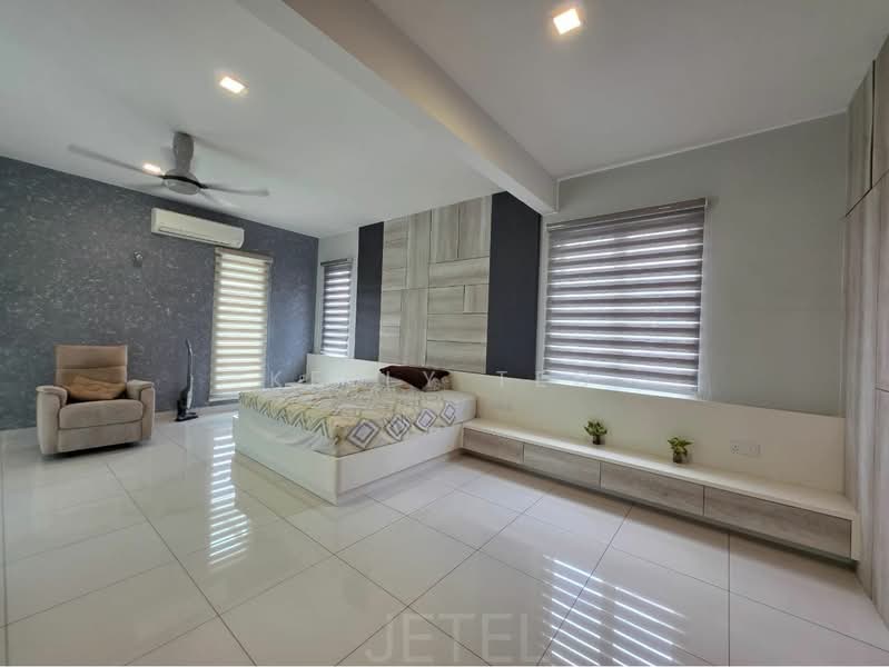 Semi-Detached House for Rent in Ambang Botanic (Klang) - Kelly Teo - Bedroom - PropertyGuru.com.my