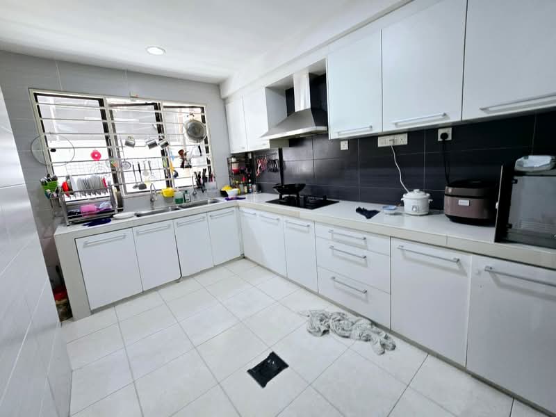 Rumah Teres 2.5 Tingkat untuk Dijual di Puchong (Selangor) - John Lee - Kitchen - PropertyGuru.com.my