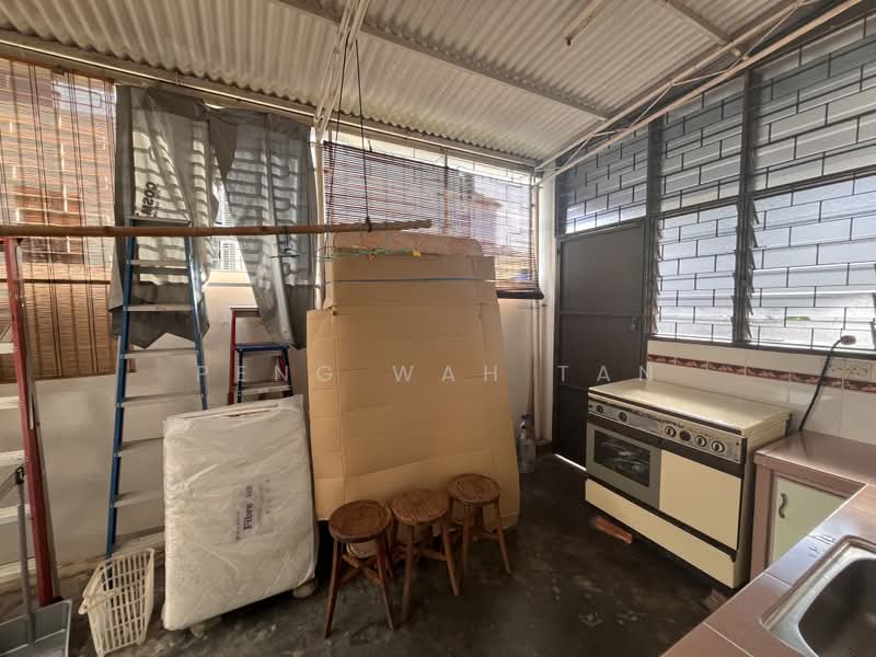 Semi-Detached House for Sale in George Town (Penang) - Peng Wah Tan - Kitchen - PropertyGuru.com.my
