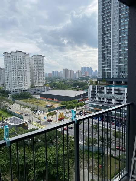 Servis Apartment untuk Disewa di M Arisa - Samuel Tan - Balcony - PropertyGuru.com.my