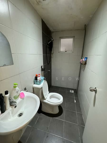 Kondominium untuk Disewa di Vista Wirajaya 2 @ PV9 Residences - Alex Seow - Bathroom - PropertyGuru.com.my