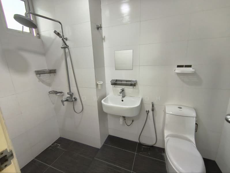 Servis Apartment untuk Disewa di Twin Galaxy (Dwi Galaksi) - Eldwin Soh - Bathroom - PropertyGuru.com.my