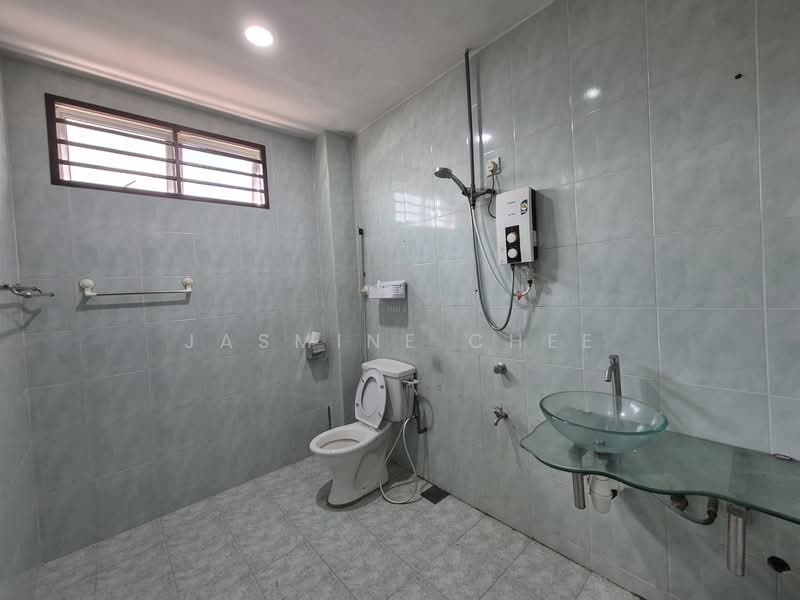 2-storey Terraced House for Rent in Kulai (Johor) - Jasmine Chee - Bathroom - PropertyGuru.com.my