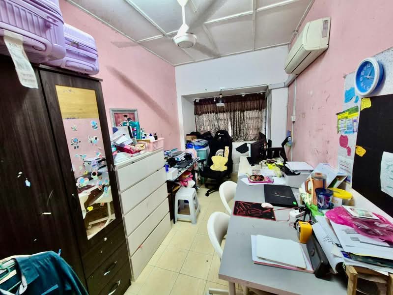 Rumah Teres 2 Tingkat untuk Dijual di Gombak (Kuala Lumpur) - Ammeer Nadzrai - Study - PropertyGuru.com.my