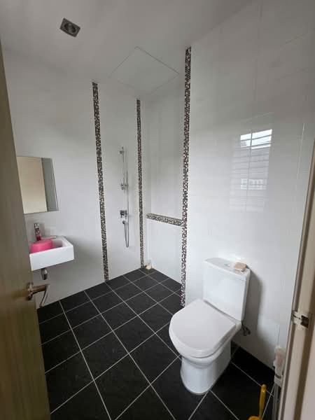 Rumah Teres 3 Tingkat untuk Dijual di Tanjung Bungah (Penang) - Desmond Low - PropertyGuru.com.my