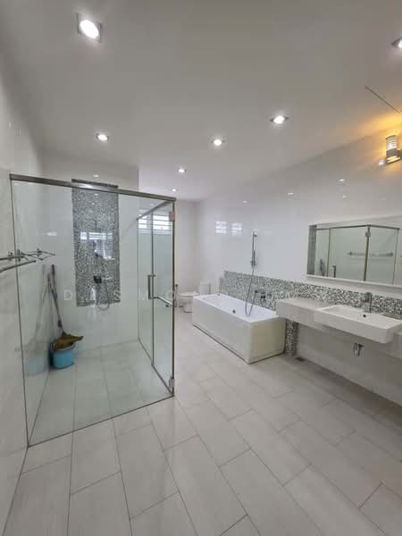 Rumah Teres 3 Tingkat untuk Dijual di Tanjung Bungah (Penang) - Desmond Low - PropertyGuru.com.my