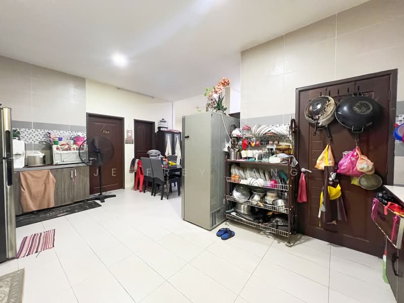 Rumah Berkembar untuk Dijual di Taman Vista Hill (Cheras) - Jeffrey Pang - Kitchen - PropertyGuru.com.my