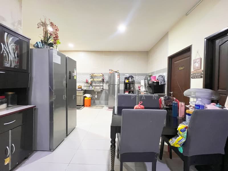 Rumah Berkembar untuk Dijual di Taman Vista Hill (Cheras) - Jeffrey Pang - Kitchen - PropertyGuru.com.my