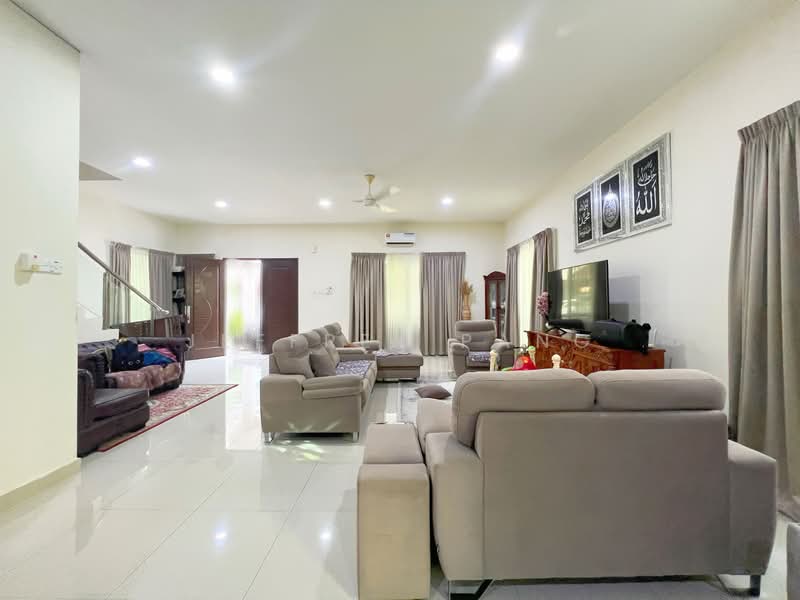 Rumah Berkembar untuk Dijual di Taman Vista Hill (Cheras) - Jeffrey Pang - Living Room - PropertyGuru.com.my