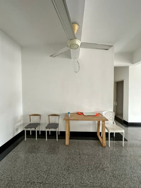 Kondominium untuk Dijual di BBK Condominium - Teh Yong San - Interior - PropertyGuru.com.my