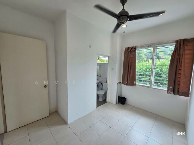 2.5-storey Terraced House for Sale in Bandar Teknologi Kajang (Kajang) - Ammeer Nadzrai - Interior - PropertyGuru.com.my