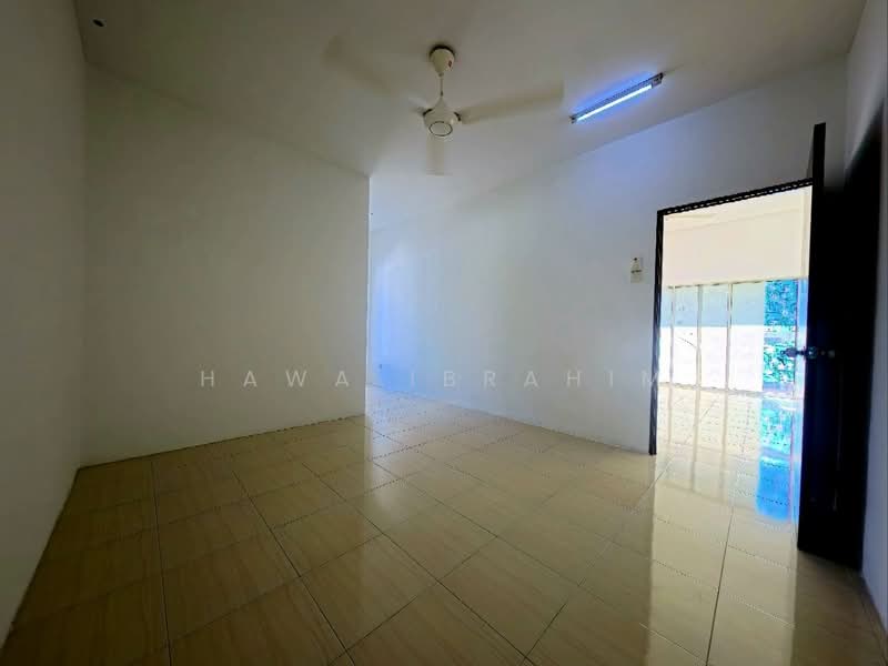 Semi-Detached House for Sale in Bandar Baru Salak Tinggi (Sepang) - Hawa Ibrahim - Interior - PropertyGuru.com.my