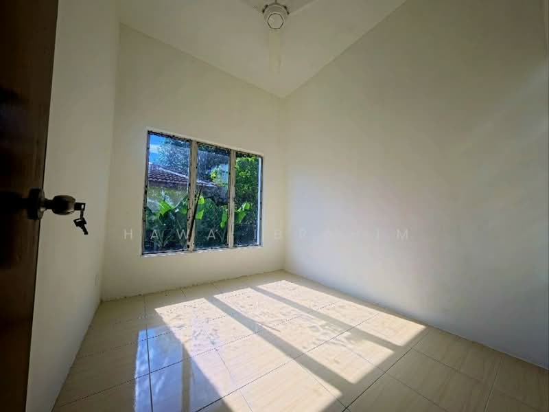 Semi-Detached House for Sale in Bandar Baru Salak Tinggi (Sepang) - Hawa Ibrahim - Interior - PropertyGuru.com.my