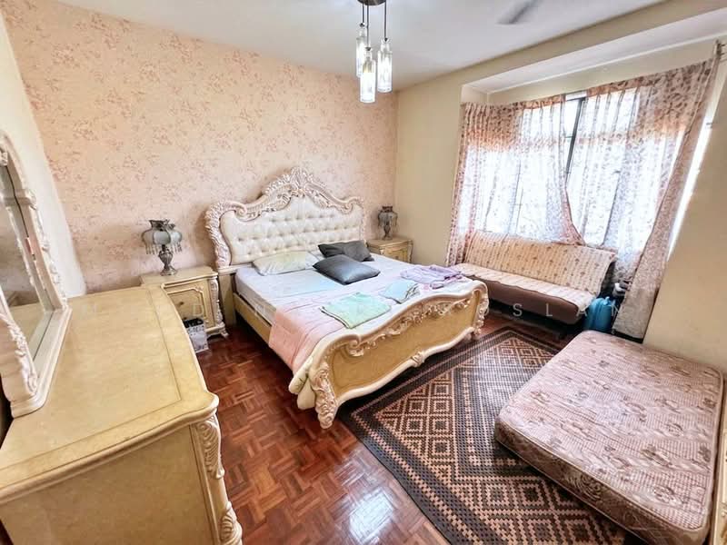 2-storey Terraced House for Sale in Taman Impian Putra (Bangi) - Mohd Nazri Roslan - Bedroom - PropertyGuru.com.my