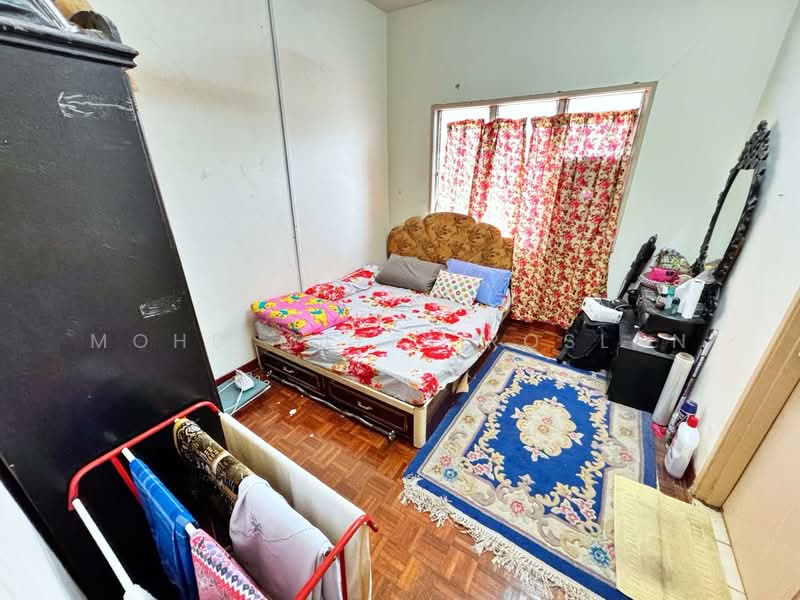2-storey Terraced House for Sale in Taman Impian Putra (Bangi) - Mohd Nazri Roslan - Bedroom - PropertyGuru.com.my