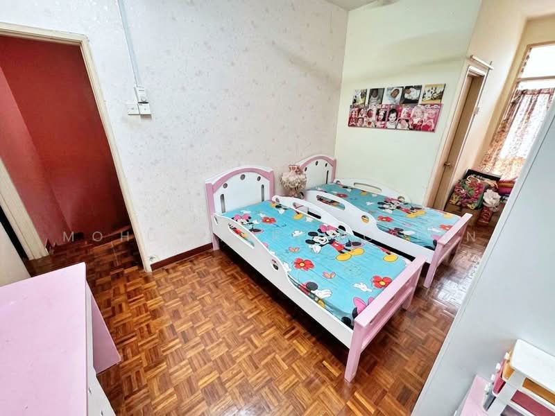 2-storey Terraced House for Sale in Taman Impian Putra (Bangi) - Mohd Nazri Roslan - Bedroom - PropertyGuru.com.my